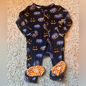 Bums and Roses 18/24 Creepin it real footie